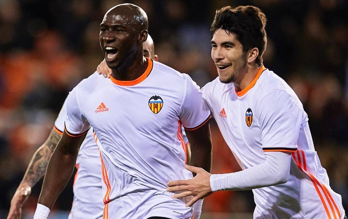 从塞维利亚主帅复盘备战国王杯到Doinb在老鹰比赛中惊险取胜，清晨毕尔巴鄂竞技止住颓势