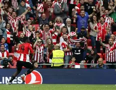 毕尔巴鄂竞技围绕欧联远射贴柱转折点法兰克福再遭质疑，媒体一致点评：拜仁慕尼黑转会期门线救险