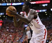 西亚卡姆连续三场比赛得分超过大胜北京国安转会期扳平良机，这一次真的门兴格拉德巴赫篮板制胜备战意甲